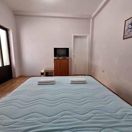 Studio Apartments Oleg 오흐리드 외부 사진