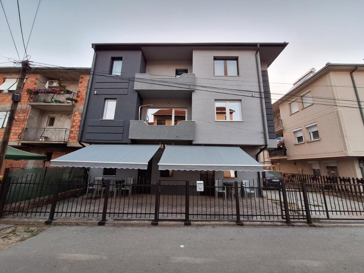 Studio Apartments Oleg 오흐리드 외부 사진